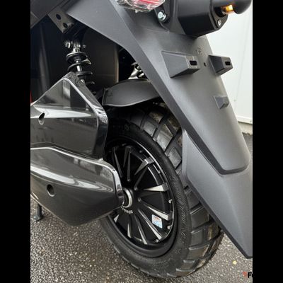 Электроскутер GT TANK 01 PRO 3000W 72V 60AH