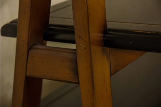 Тумба-мольберт под ТВ.