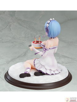 Фигурка 1/7 Рем (Rem Birthday Cake ver.)