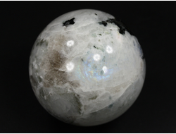 Шар Лунный камень, Турмалин чёрный (шерл), Индия (53 мм, 197 г) №35329