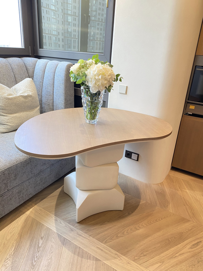 Столик "Tris Forte" с основанием из гипса и столешницей из МДФ