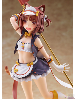 Фигурка 1/7 Адзуки (Azuki Race Queen ver.)