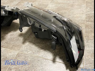 Фары Toyota Land Cruiser 200 в стиле LEXUS, БЕГАЮЩИЕ