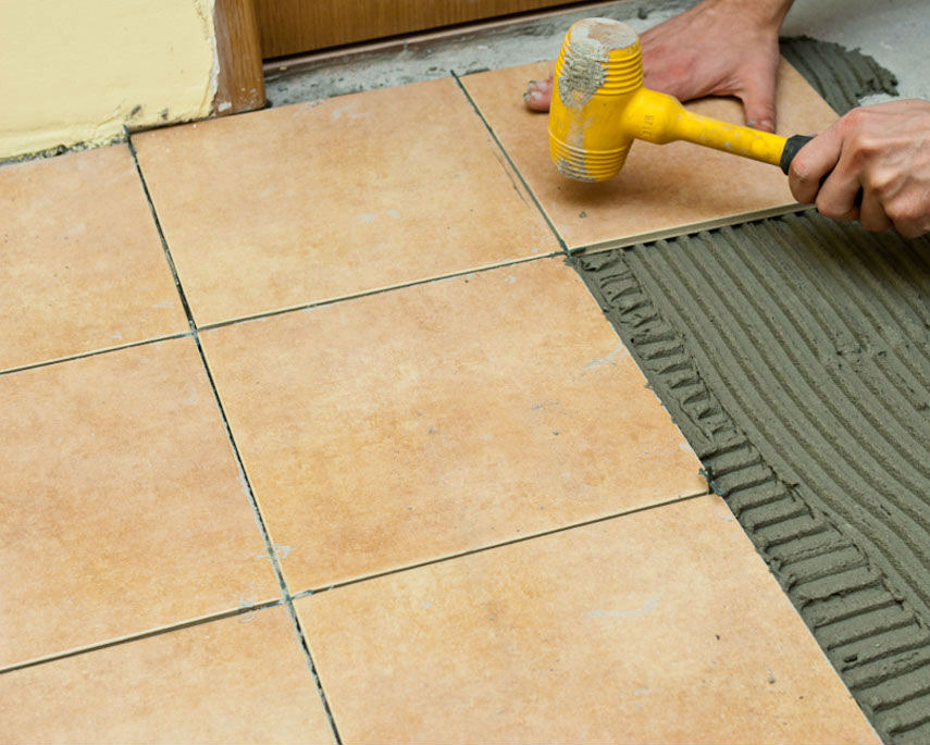 uslugi ukladka kafelnoj plitki