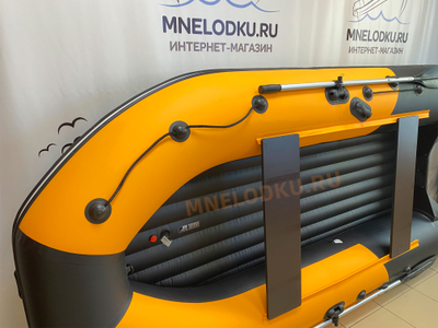 Ривьера Компакт 3600 НДНД оранжевый/черный комби у стены