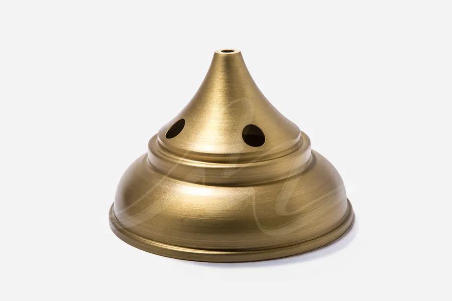 Потолочная чаша светильника. Материал - латунь. 