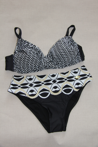 Купальник арт.14219 (размер 52)