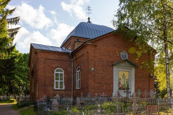 Церковь Апостолов Петра и Павла