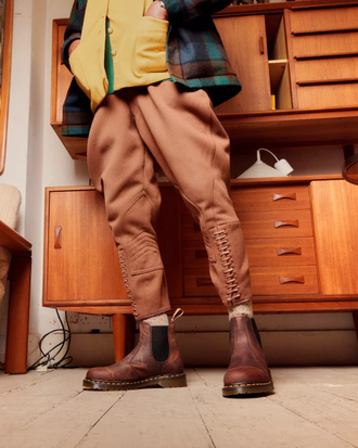Full grain chelsea boots new arrivals