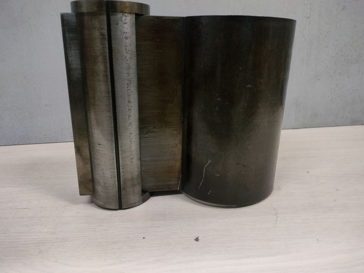 Плунжер и направляющая насоса ВН-4Г второй вакуумной камеры. Ремонт ВН-4Г.