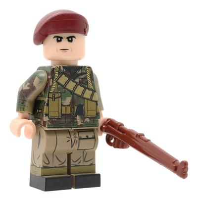 WW2 BRITISH AIRBORNE PARATROOPER