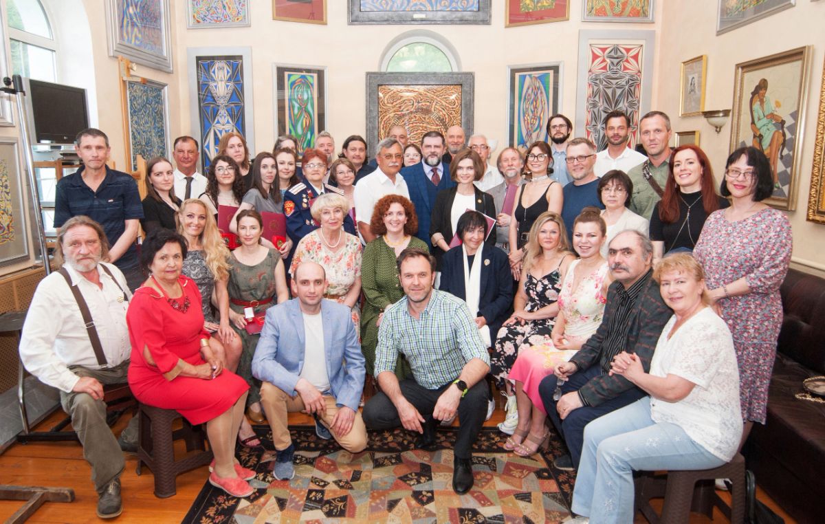 Фото от Международной академии современных искусств, вручение наград в конкурсе "Artex Awards"