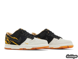 NIKE SB DUNK LOW GOD OF WEALTH (40-45)