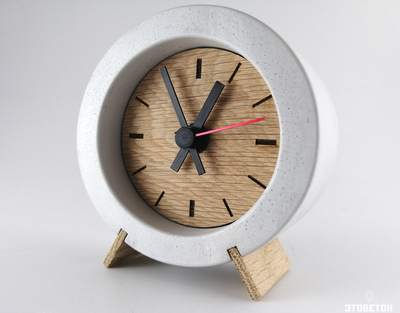 Часы настольные CIRCLE