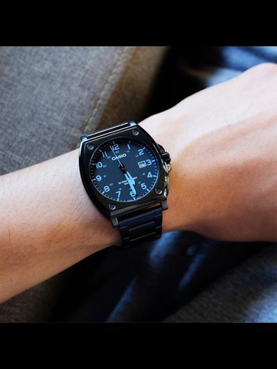 Часы Casio MTP-E715D-1A