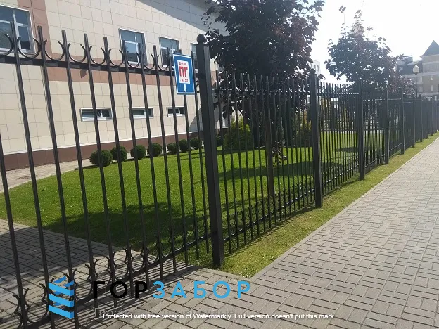 Купить кованое пешеходное ограждение с установкой