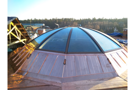 Зенитный фонарь гнутый