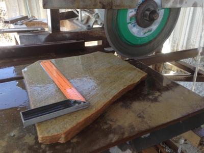 Пиленный плитняк кварцит