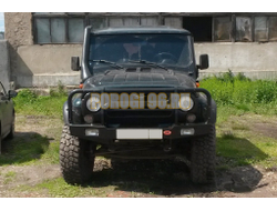 Передний силовой бампер серии Трофи на УАЗ Хантер 2003- (02.204.11)