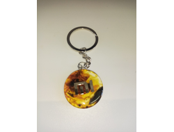 Брелок из натурального янтаря " Xiaomi"