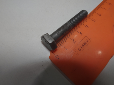 болт М 8 (для мотоциклов Ява) Li