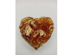 Магнит сердце с лошадью.