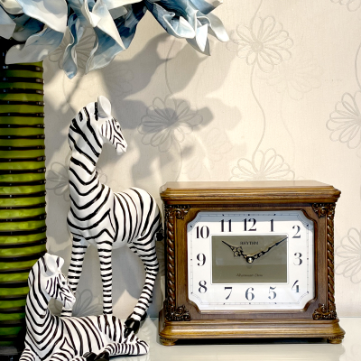 Настольные часы Rhythm CRH224NR06