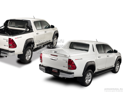 Крышка Maxcover with Stylish Bar на Toyota Hilux