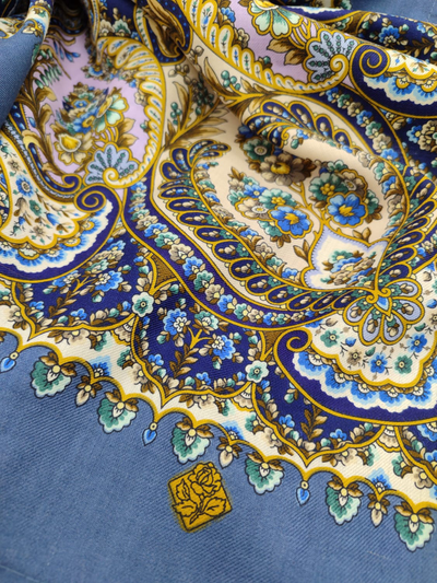 Павловопосадский платок Золотое сердце 2022-1