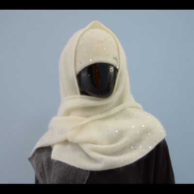 Белый шарф платок женский с пайетками Италия Vizio 6943 ST ORO / Tresor