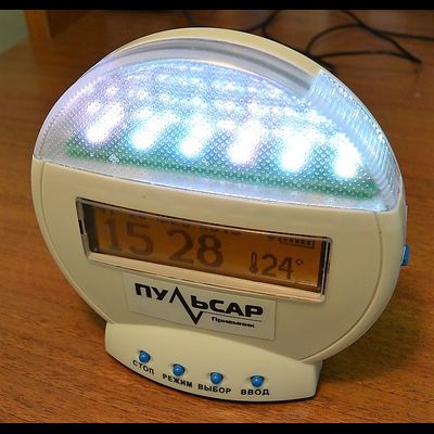 Приемник ПУЛЬСАР настольный Сп. Снят с продажи, есть аналог!