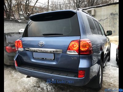 Комплект рестайлинга Toyota Land Cruiser 200 из 2007 в 2012 (Оптимальный)