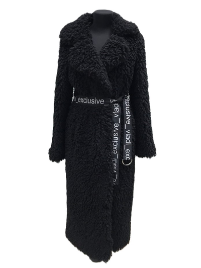 Шуба из экомеха с кудрявым ворсом черная модель 109