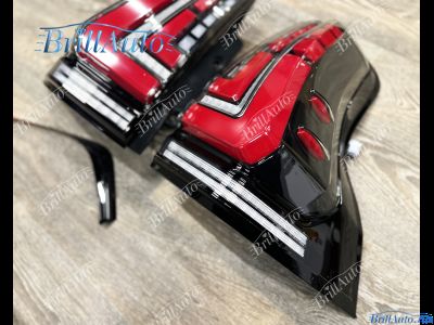 Стопы Toyota Land Cruiser Prado 150 2009-2024 с анимацией красно-черные