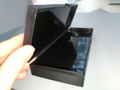 Контейнер для хранения косметических принадлежностей с крышкой черный