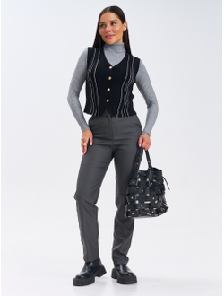 Жилет вязаный на пуговицах