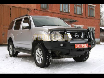 Передний силовой бампер серии Трофи на Nissan Navara III (D40) 2005-2010 (02.012.01)