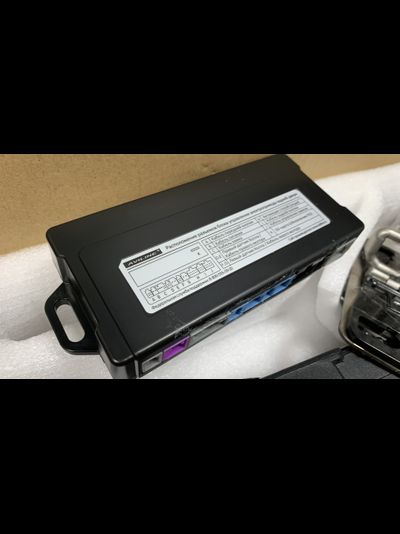 SKODA A8 Электро подъемник крышки багажника (5-й двери)