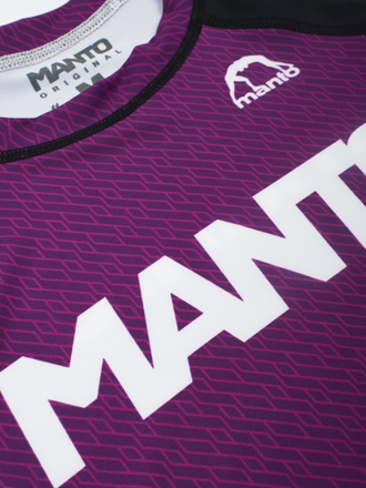 Купить футболку MANTO rashguard RANK purple в черно-фиолетовом цвете для тренировок фото лого