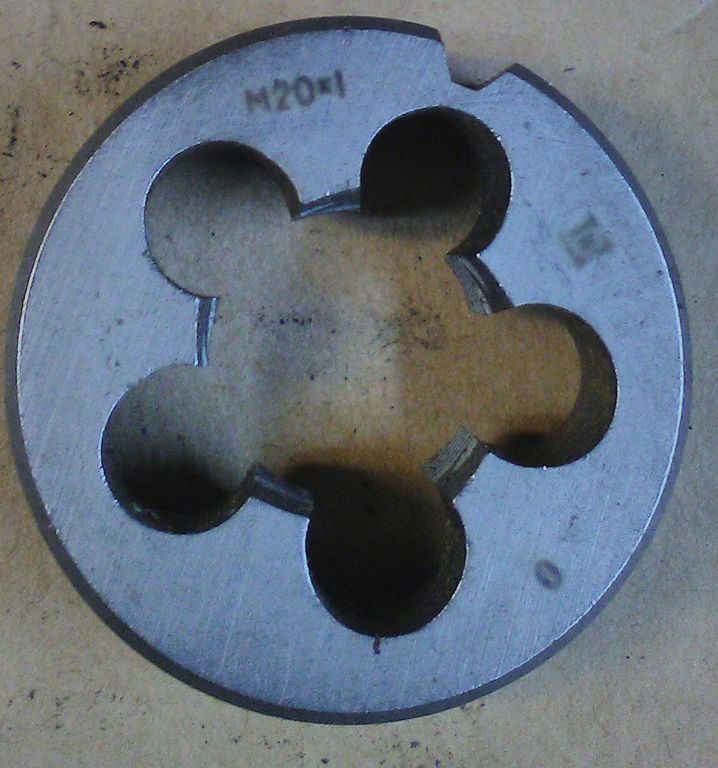 Купить Плашки М24 Город Ковров