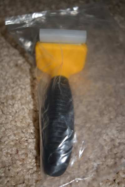 Дешеддер для вычесывания подшерстка, мини (4,5 см)