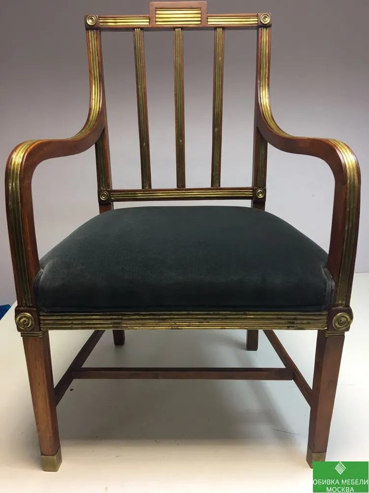 Стул 17 век реставрация перетяжка
☎ 8(909)-966-27-18