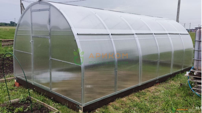 Теплица "РАЗДВИЖНАЯ" с открывающейся крышей (оцинкованный каркас 20х40 мм, шаг дуги 1 метр)