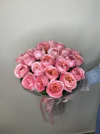 Букет из 25 пионовидных роз