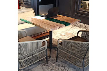 Стол-река для ресторана "Club villas XXII carat", Дубаи, ОАЭ. Работа spilcenter.com