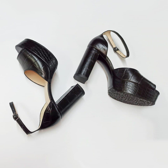 Босоножки 00126