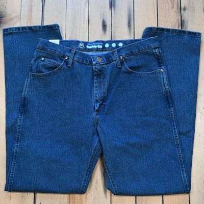 Джинсы Wrangler®  Premium Performance™ Cowboy Cut® Advanced Comfort Wicking оригинальный крой