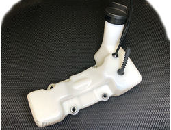 Бензобак штиль триммера FS 120 200 250 в сборе