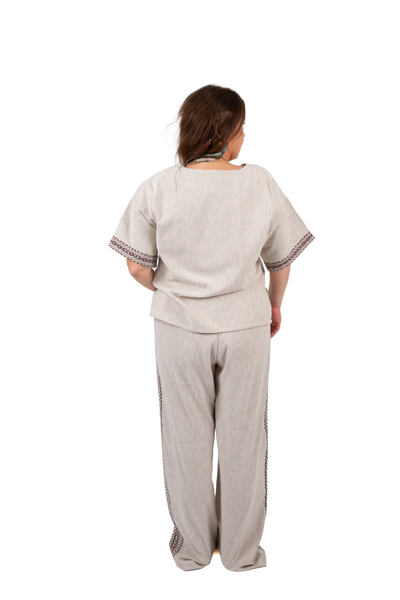 Костюм для дома и практик из льна ручного ткачества