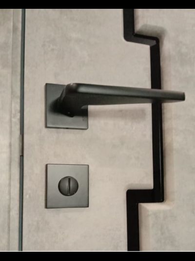 PRESTIGE. МОДЕЛЬ ТЕХНО 1, ВЕРТИКАЛЬНАЯ ГЕОМЕТРИЧЕСКАЯ ВСТАВКА из СТЕКЛА ТРИПЛЕКС или ЗЕРКАЛА.